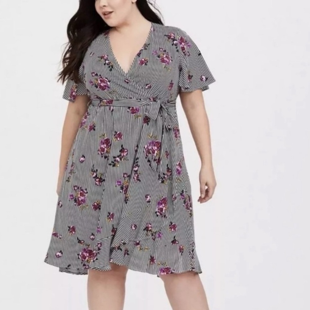 NWT Torrid Black and White Striped Dress